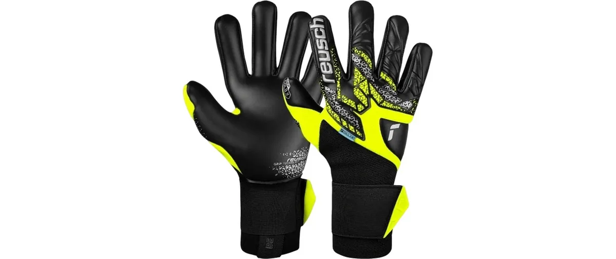 reusch Torwarthandschuh Attrakt Gold X NC Gravity 9 reusch Torwarthandschuh Attrakt Gold X NC Gravity 9