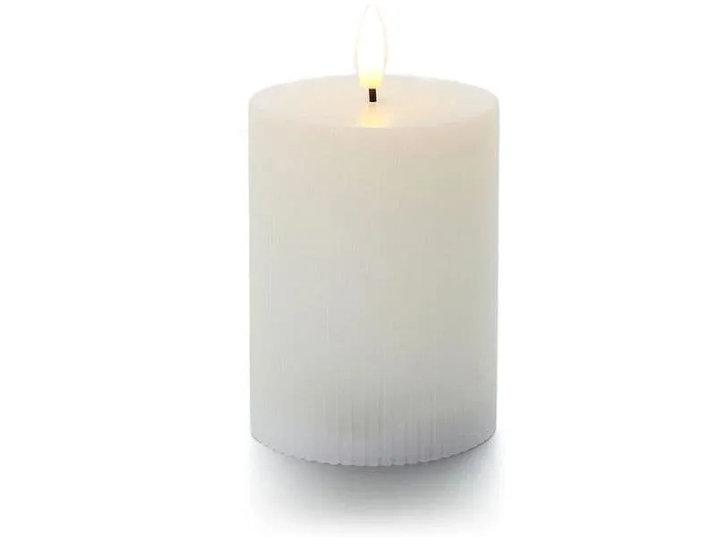 balthasar LED Zylinderkerze Rillen, Weiss