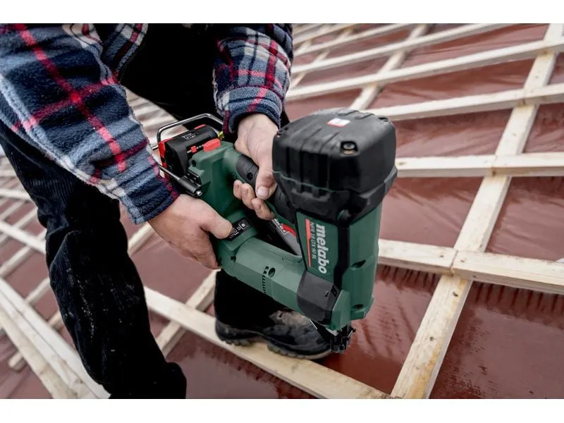 Metabo Akku-Nagler 18 LTX 90 BL, 18 V, Solo Metabo Akku-Nagler 18 LTX 90 BL, 18 V, Solo
