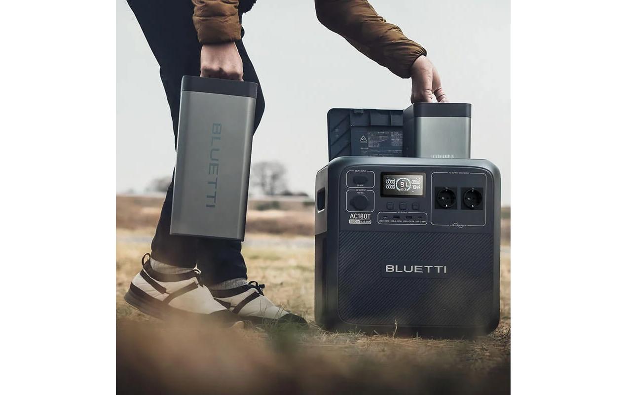 BLUETTI Power Station AC180T 1433 Wh