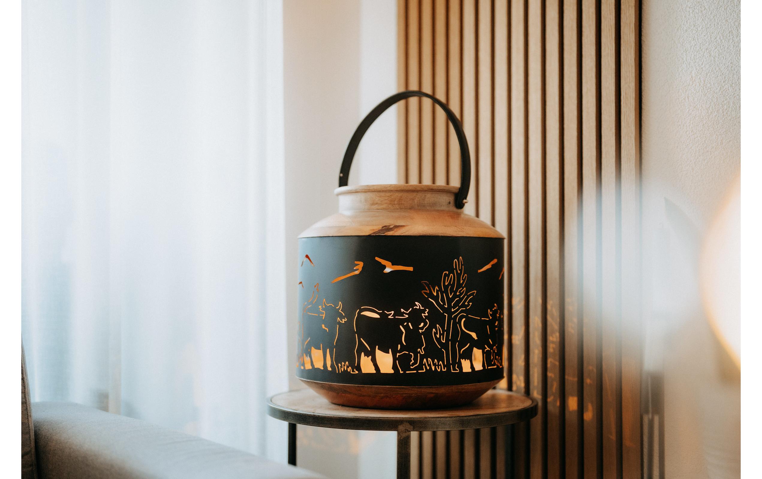 Kadastar Laterne Alpaufzug Familie 31 cm, Braun/Schwarz