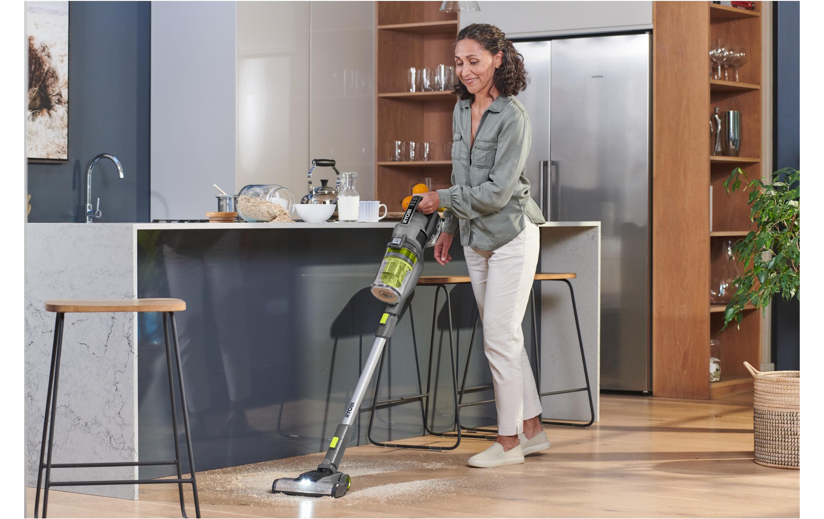 RYOBI Akku-Sauger RSVS18-0 ohne Akku und Ladegerät