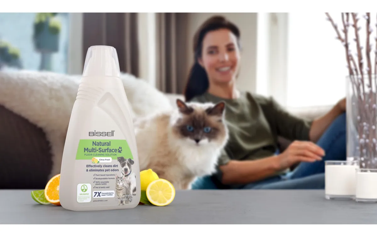BISSELL Bodenreiniger Natural Multi-Surface Pet 1 l BISSELL Bodenreiniger Natural Multi-Surface Pet 1 l