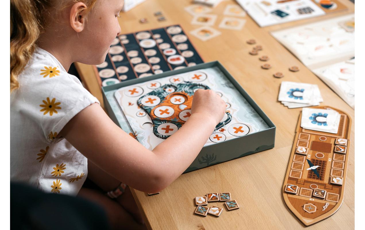 Helvetiq Familienspiel Toko Island