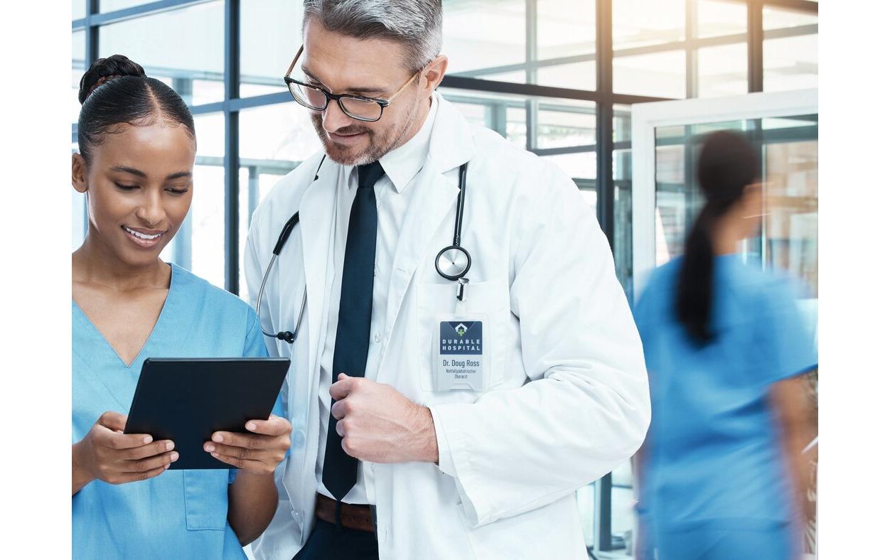 DURABLE Ausweishalter reXycle 1 Karte mit Clip, 25 Stück