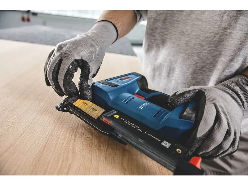 Bosch Professional Akku-Nagler PRO Heavy Duty GNH 18V-35 in L-BOXX (ohne Akku)