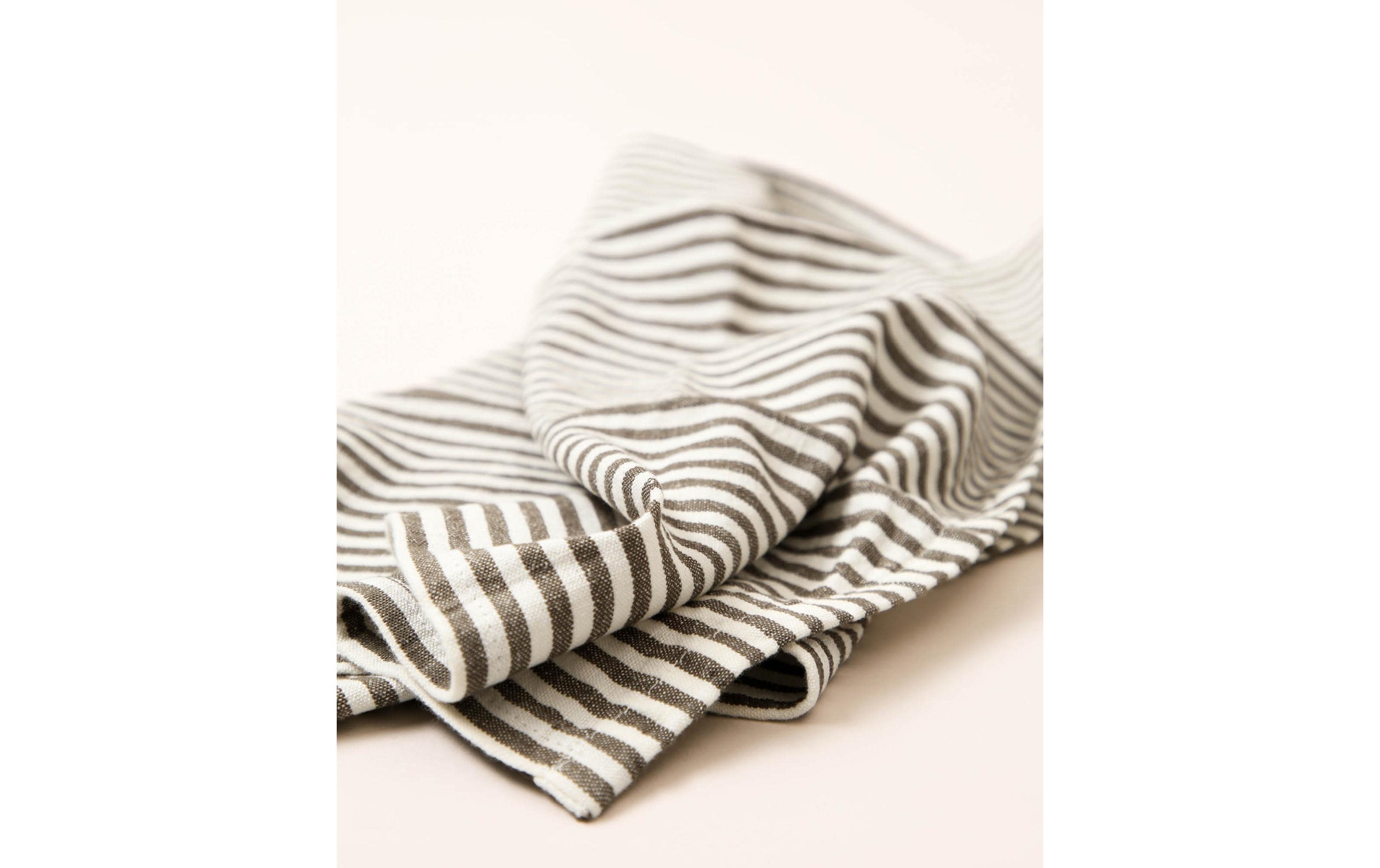 Esmée Geschirrtuch Louis Grau/Weiss