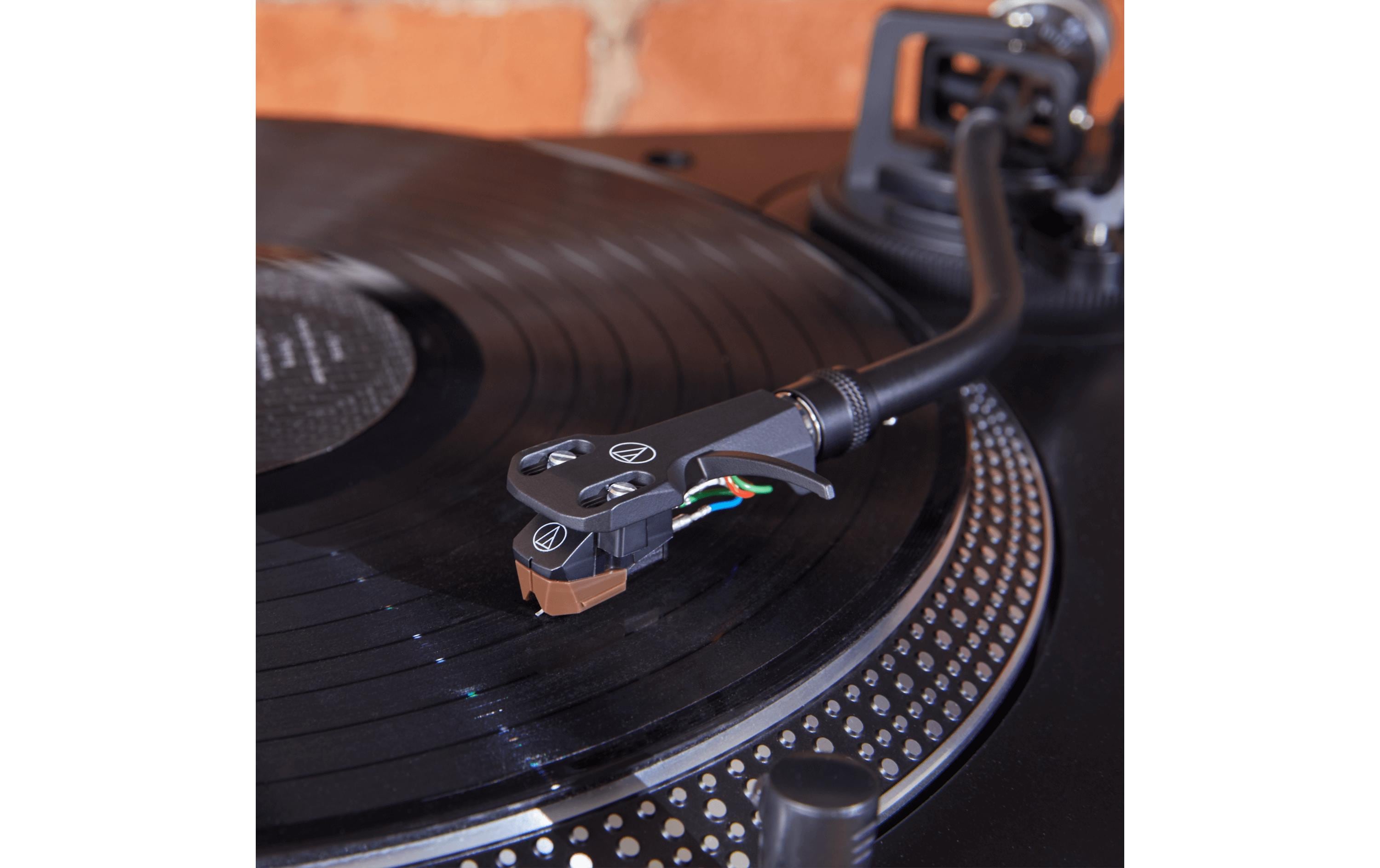 Audio-Technica Tonabnehmer AT-VM95SH/H inklusive Headshell