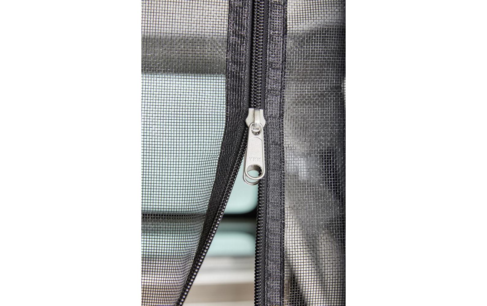 Van Quito Moskitonetz mit Schiebetüren, rechts