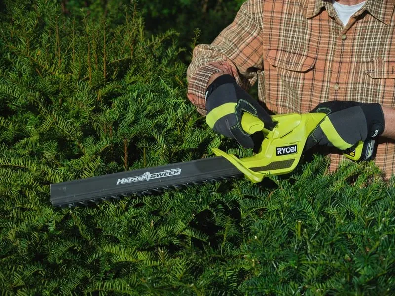 RYOBI Akku-Heckenschere RY18HT40B-0 Solo RYOBI Akku-Heckenschere RY18HT40B-0 Solo
