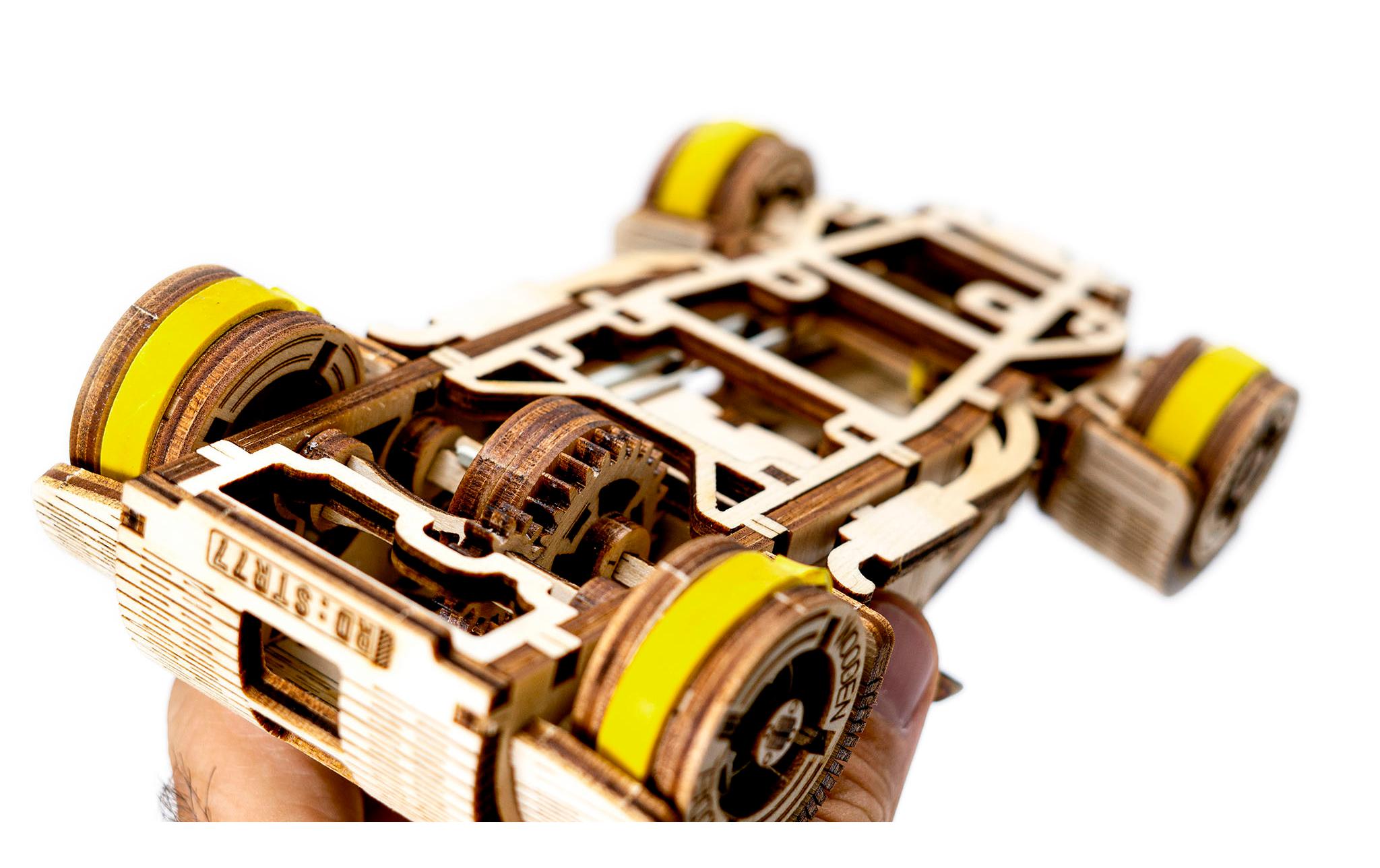 Revell Tiny Adventures Roadster Holzbausatz