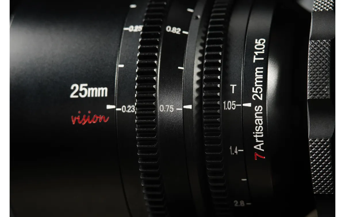 7Artisans Festbrennweite 25mm T/1.05 – Canon RF 7Artisans Festbrennweite 25mm T/1.05 – Canon RF