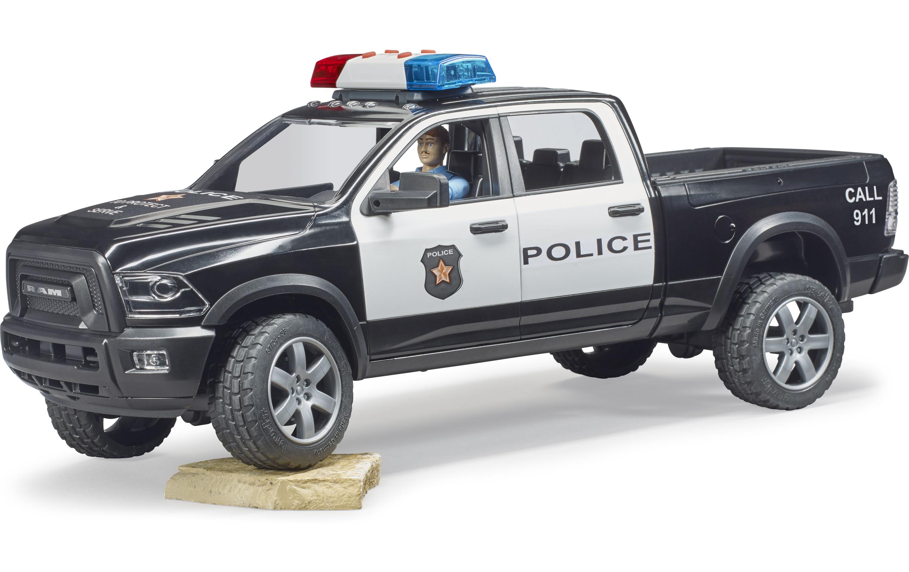 Bruder Spielwaren Polizei Pickup mit Polizist