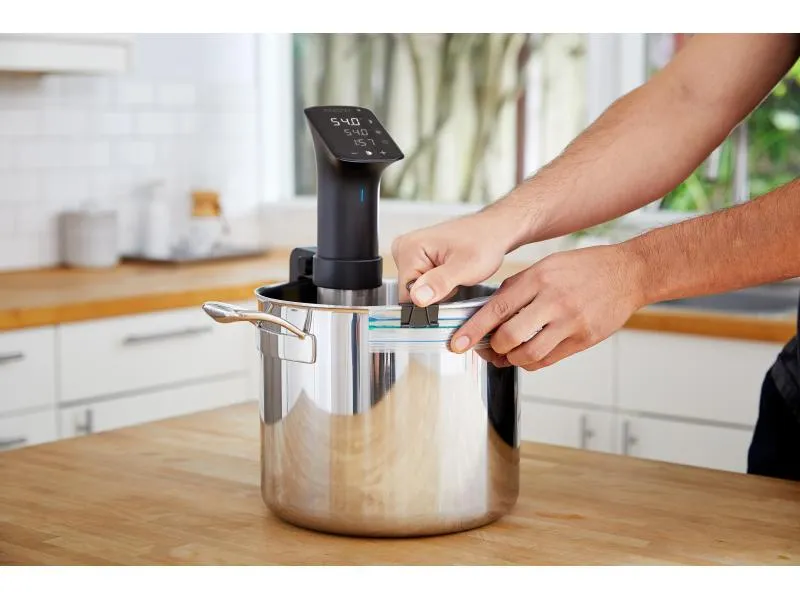 Anova Sous Vide Stick Precision Cooker PRO