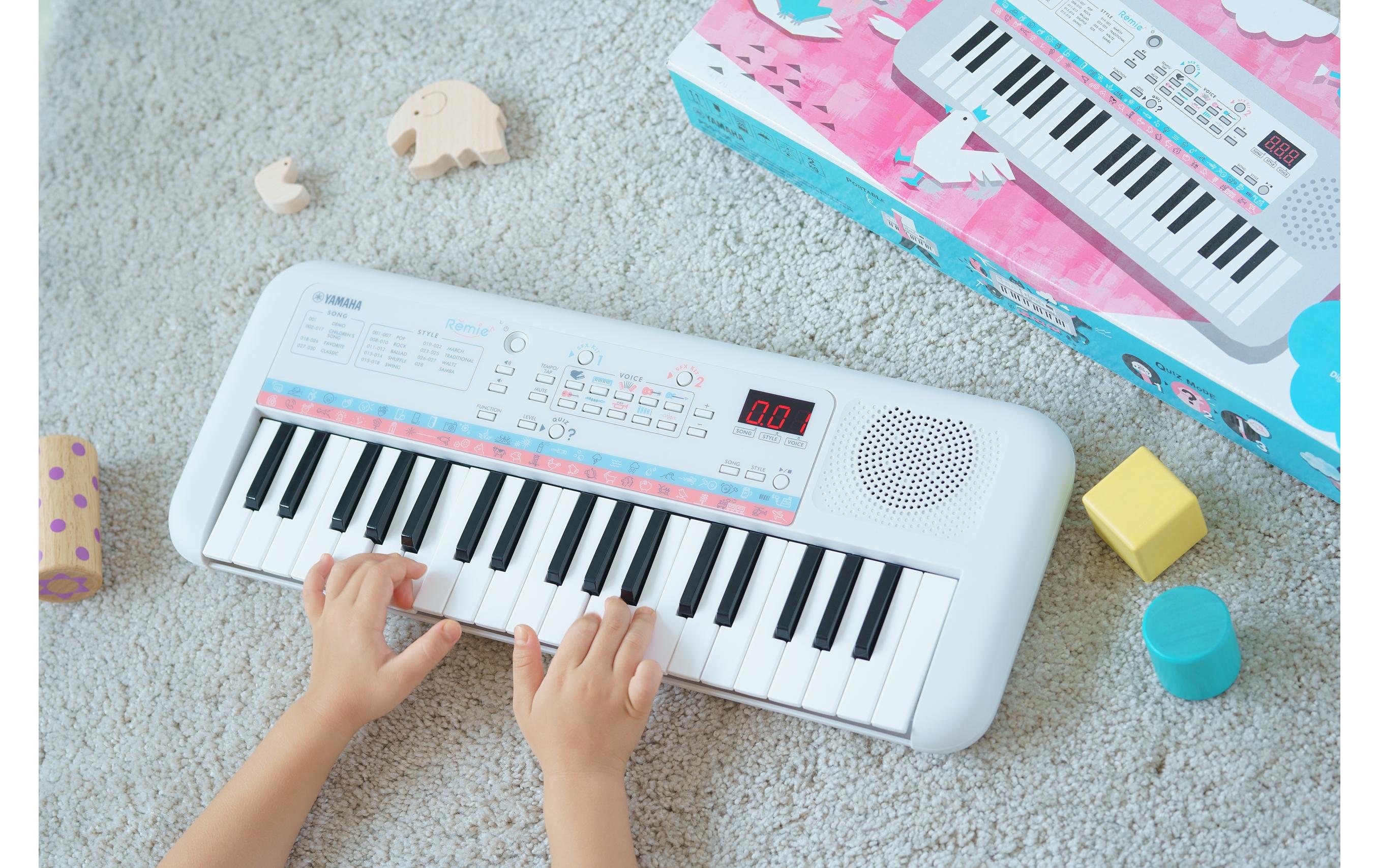 Yamaha Mini Keyboard Remie PSS-E30
