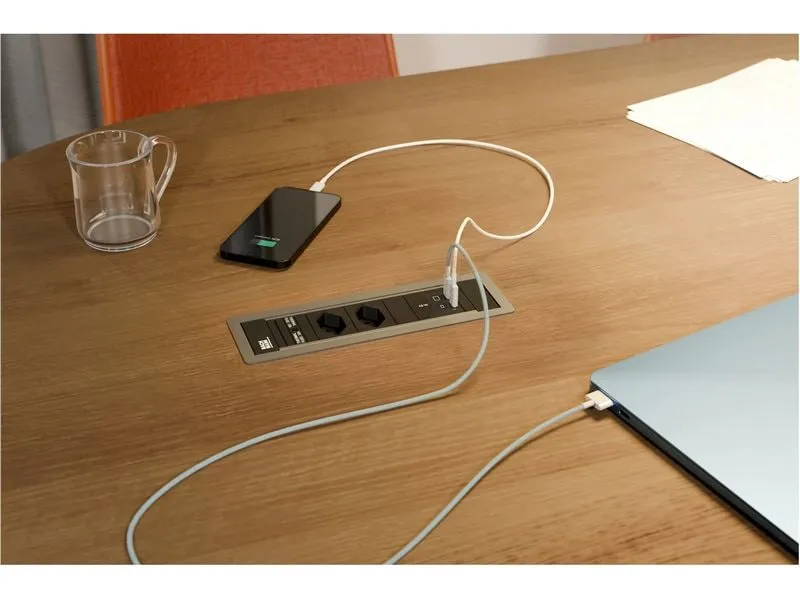 Bachmann Einbausteckerleiste POWER FRAME S 2xT13 1xUSB C/C 45W 0.2m Bachmann Einbausteckerleiste POWER FRAME S 2xT13 1xUSB C/C 45W 0.2m
