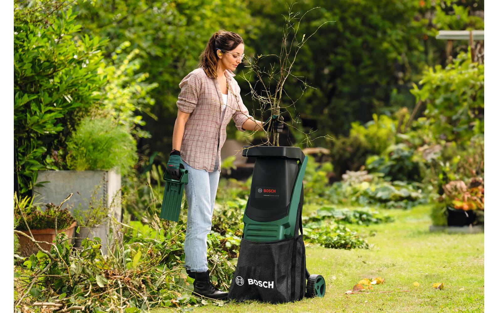 Bosch Häcksler UniversalShredder 2x18 V-25 25 mm 2x Akku