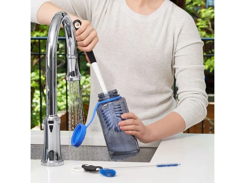 Oxo Good Grips Reinigungsset für Wasser-Sportflaschen 3-teilig Oxo Good Grips Reinigungsset für Wasser-Sportflaschen 3-teilig