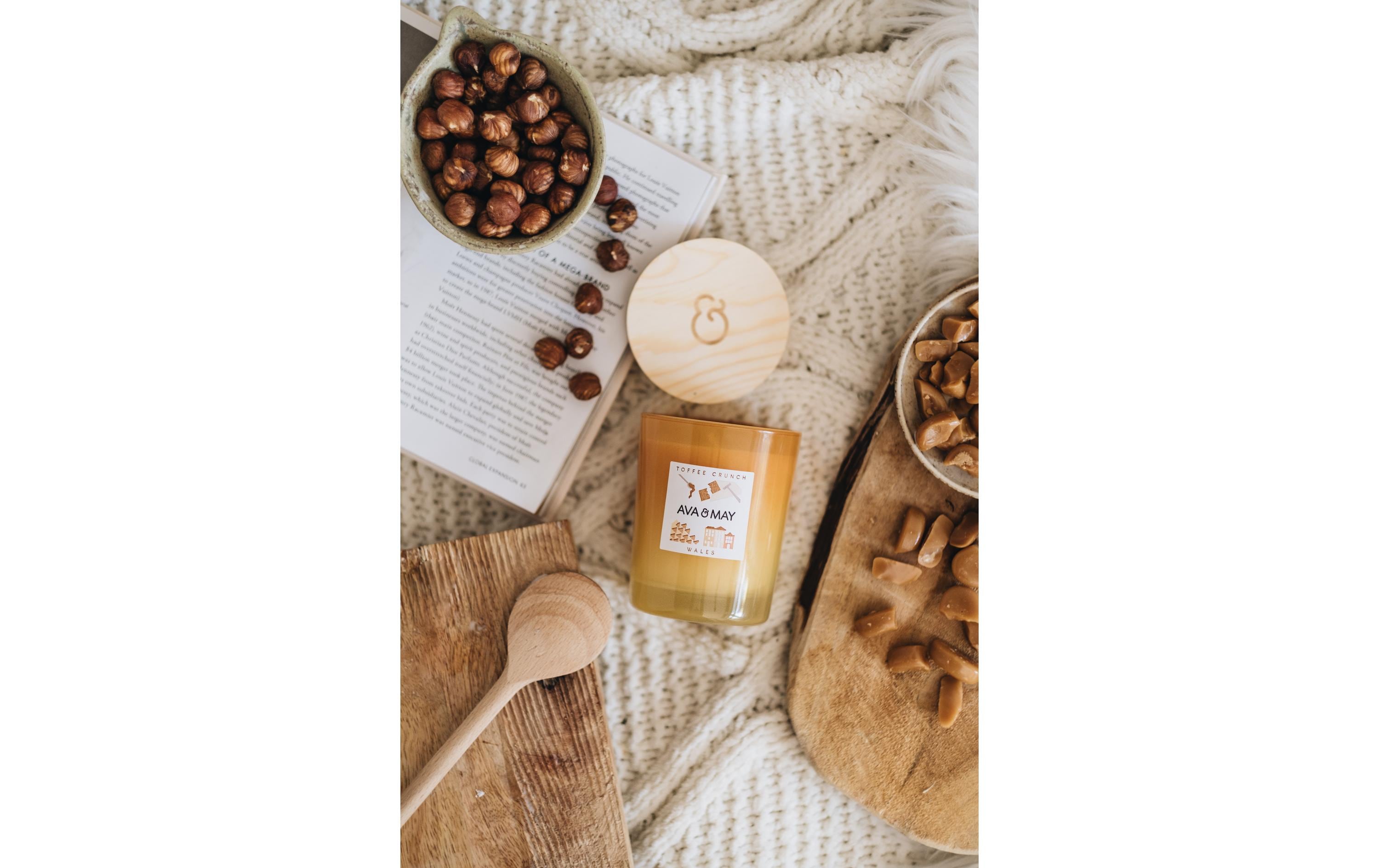 AVA & MAY Duftkerze Toffee Crunch 180 g