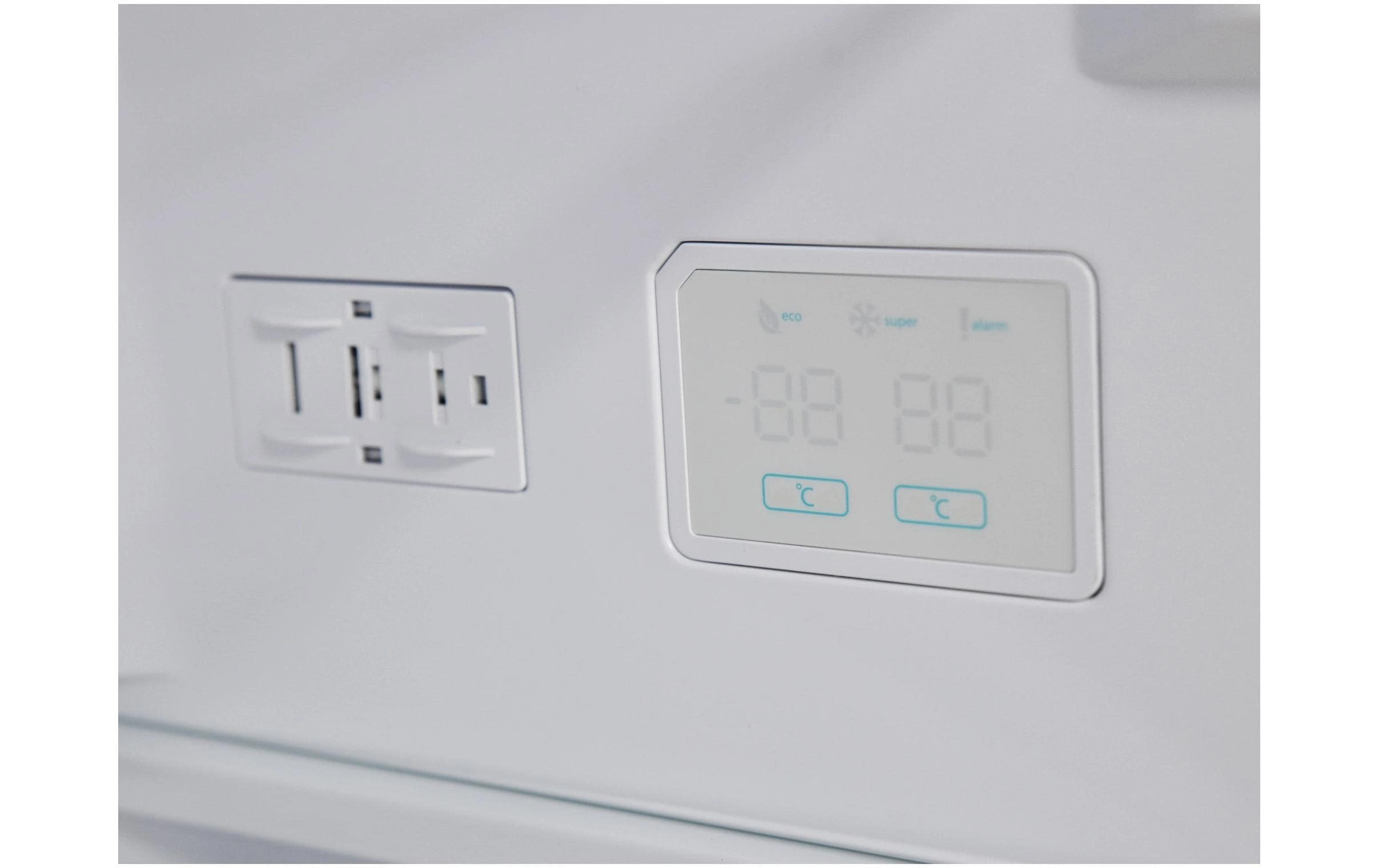 Sharp Kühl-Gefrierkombination SJ-NBA32DMXPB-EU Grau