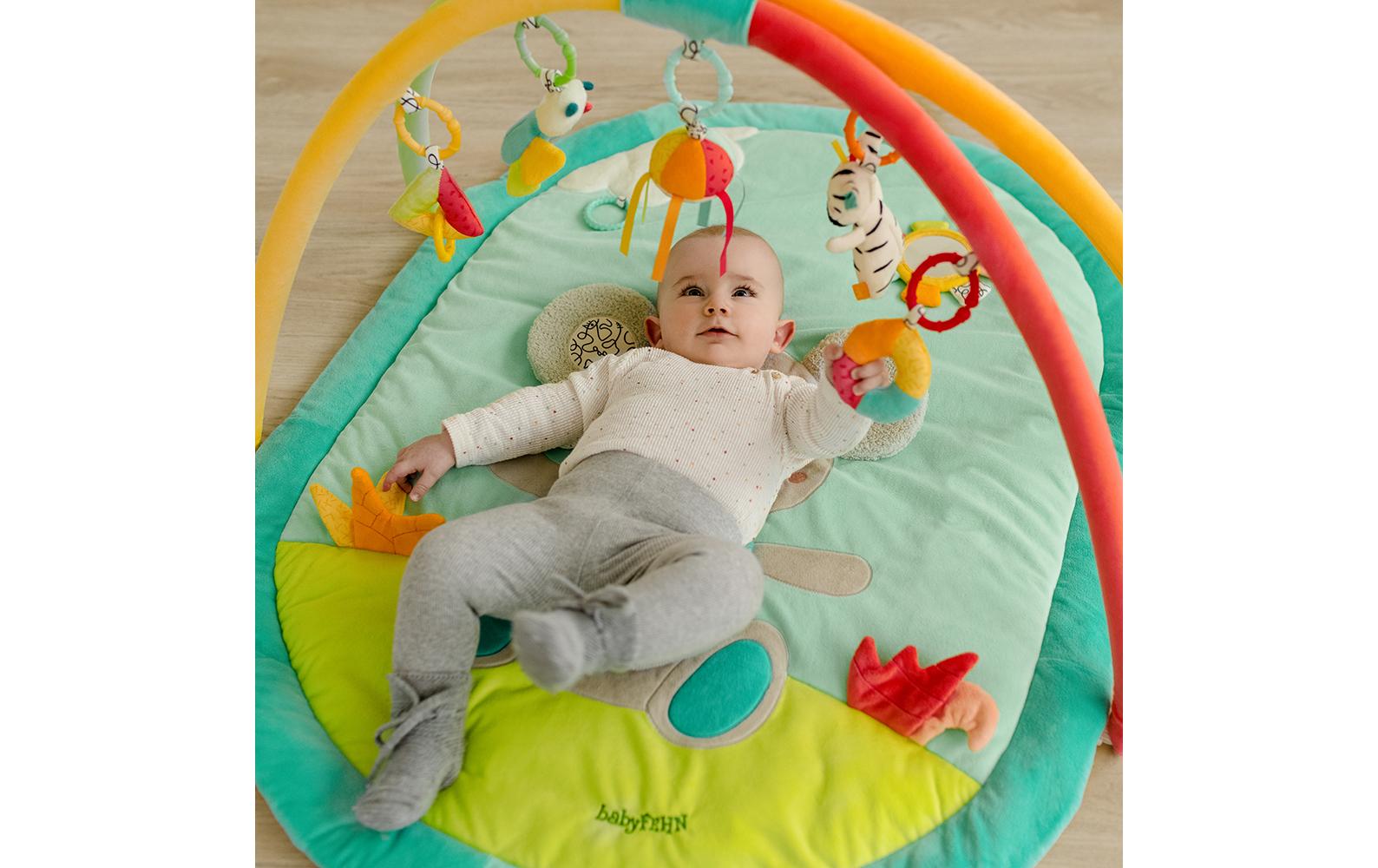 fehn Krabbeldecke mit Spielbogen DoBabyDoo Koala fehn Krabbeldecke mit Spielbogen DoBabyDoo Koala