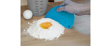 Lurch Teigschaber multifunktional Blau