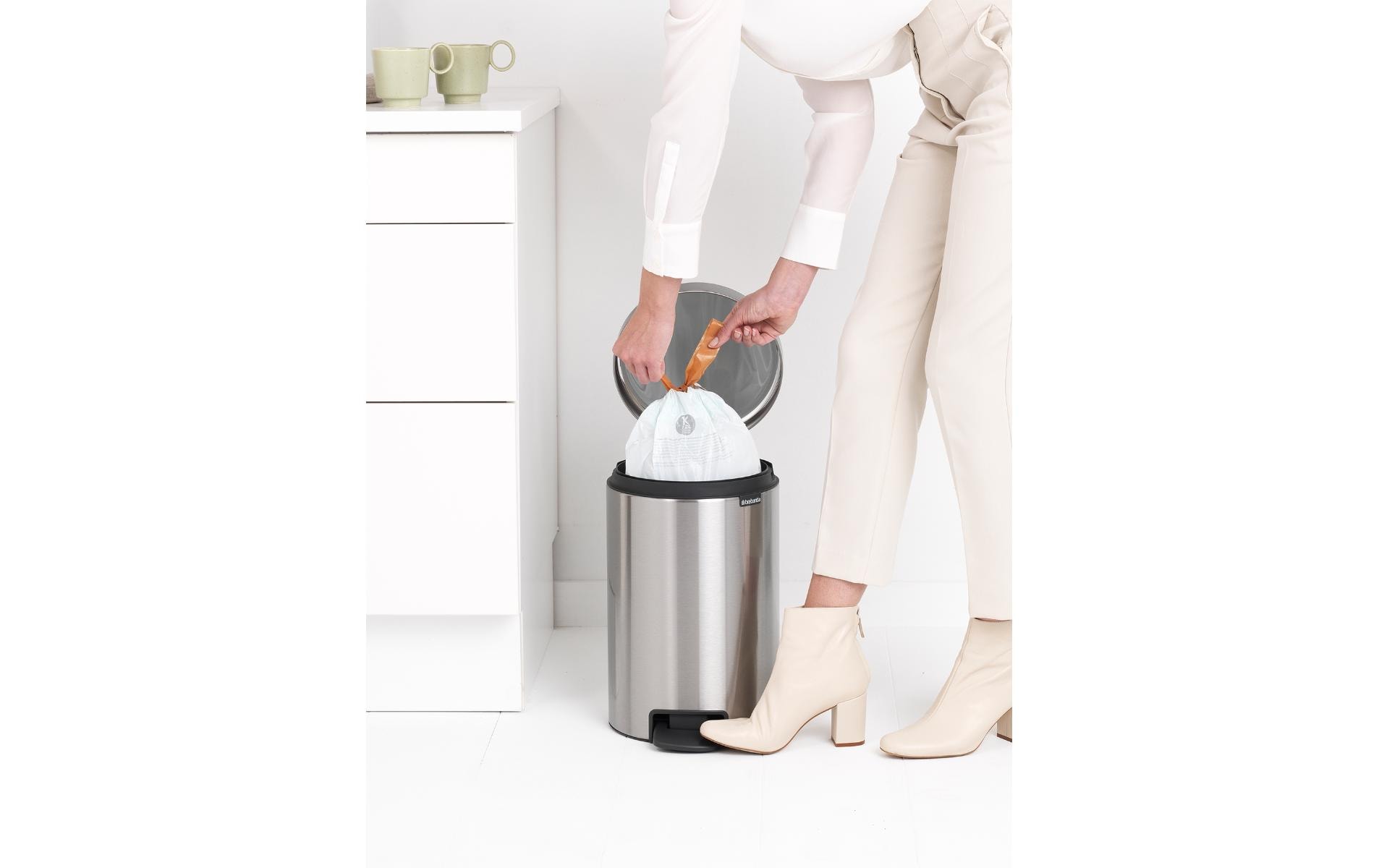 Brabantia Treteimer NewIcon 12 l, Matt Steel