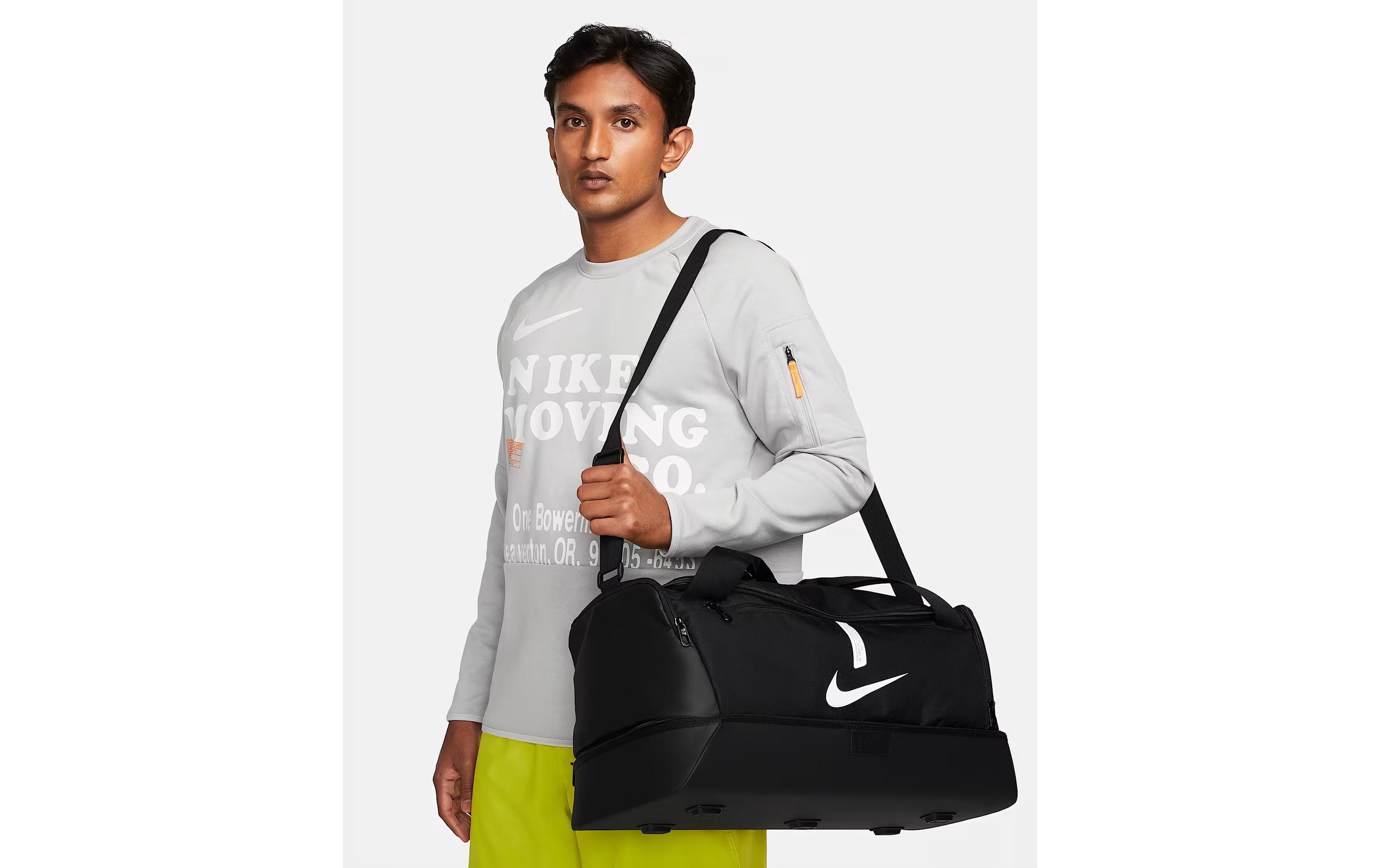 NIKE Sporttasche Academy Team, 37 l, Schwarz