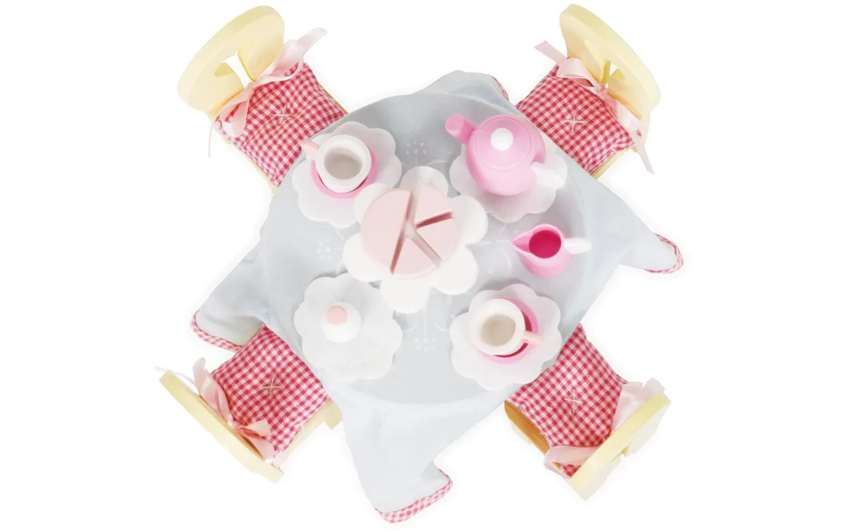 LE TOY VAN Puppenhausmöbel Esszimmer Möbel Set LE TOY VAN Puppenhausmöbel Esszimmer Möbel Set