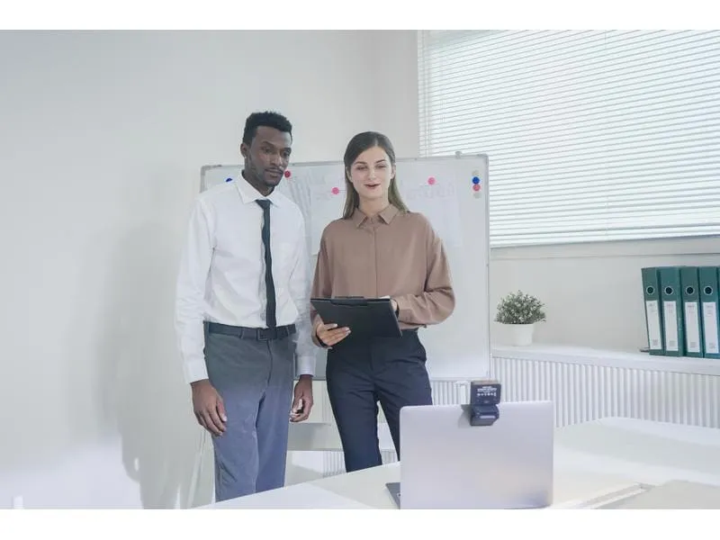 Obsbot Meet USB AI Webcam 4K 30 fps Obsbot Meet USB AI Webcam 4K 30 fps