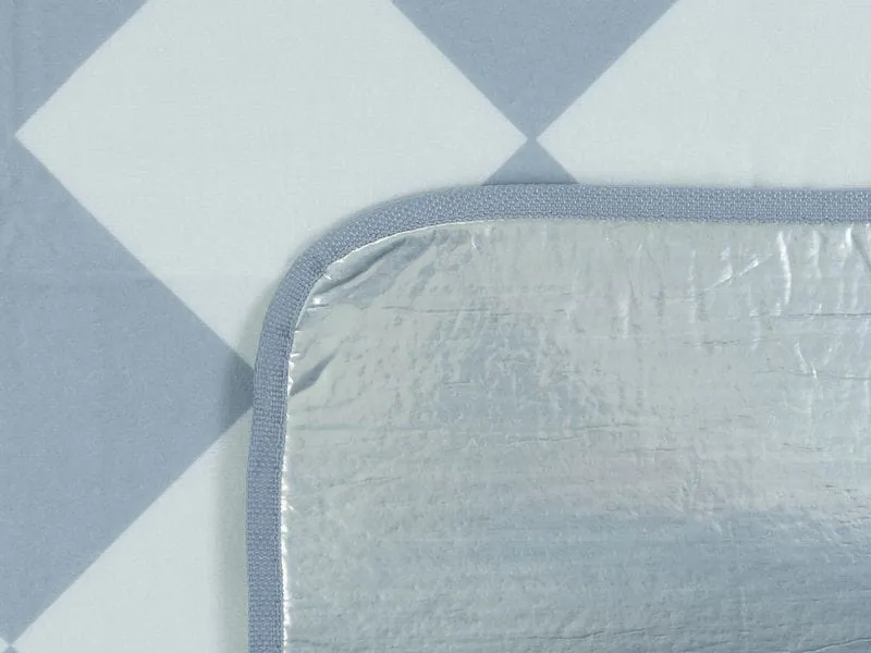 KOOR Picknickdecke Diamond, Blau 135 x 160 cm KOOR Picknickdecke Diamond, Blau 135 x 160 cm