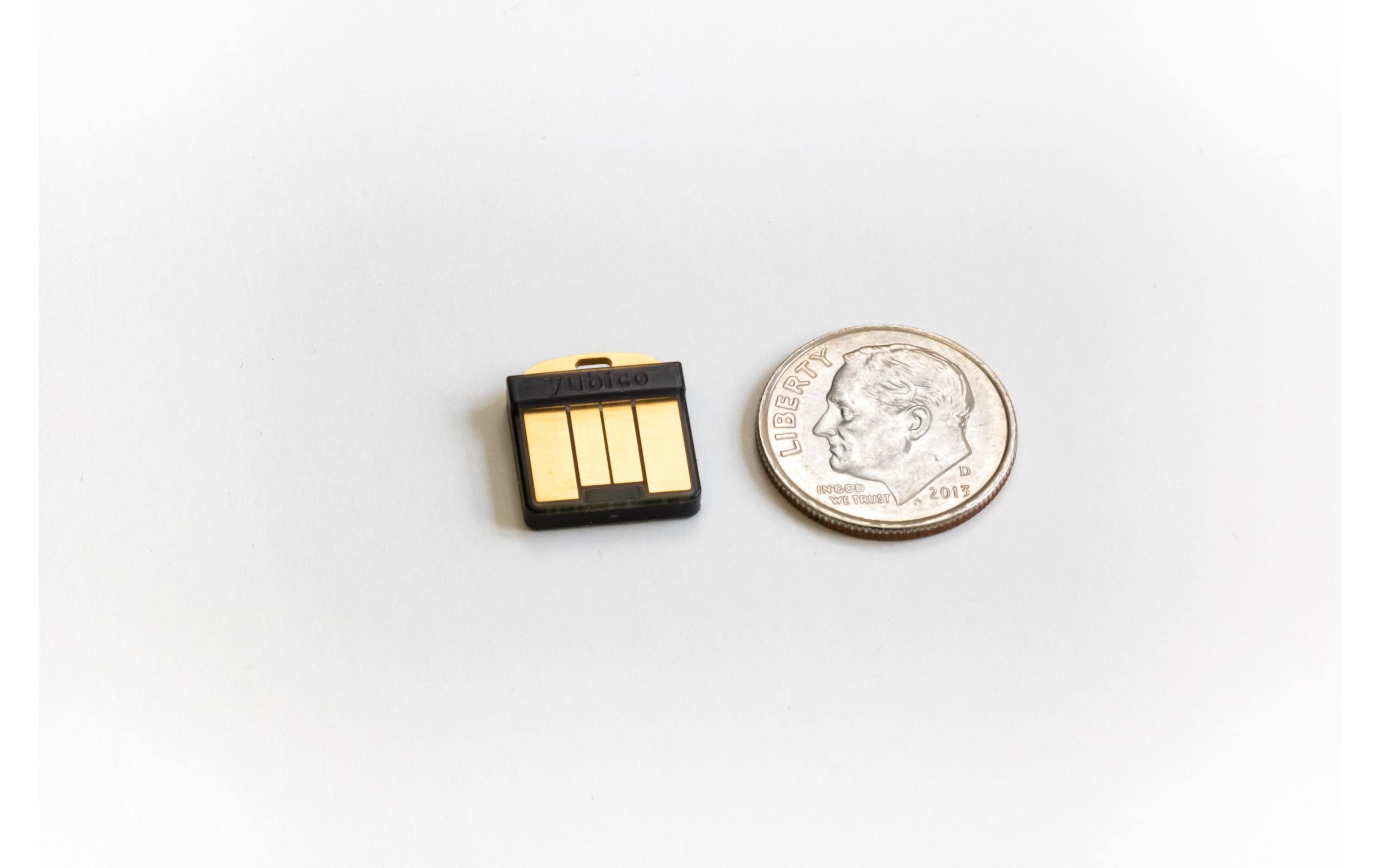 Yubico YubiKey 5 Nano USB-A, 1 Stück Yubico YubiKey 5 Nano USB-A, 1 Stück