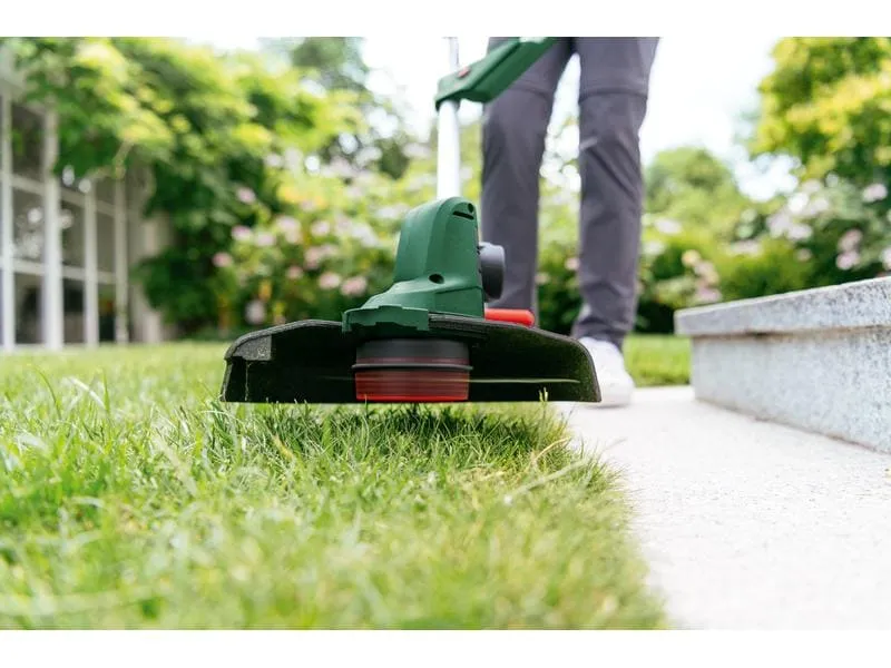 Bosch Akku-Rasentrimmer UniversalGrassCut 18 V-26 Solo