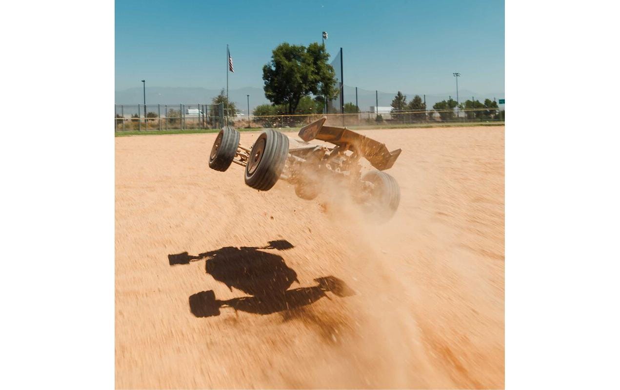 Arrma Buggy TYPHON GROM 223S BLX, Silber RTR, 1:8