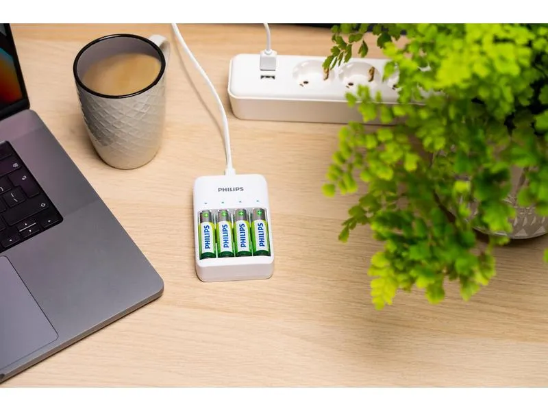 Philips Ladegerät für AA-/AAA-Batterien inkl. 2xAA/2xAAA Batterien Philips Ladegerät für AA-/AAA-Batterien inkl. 2xAA/2xAAA Batterien