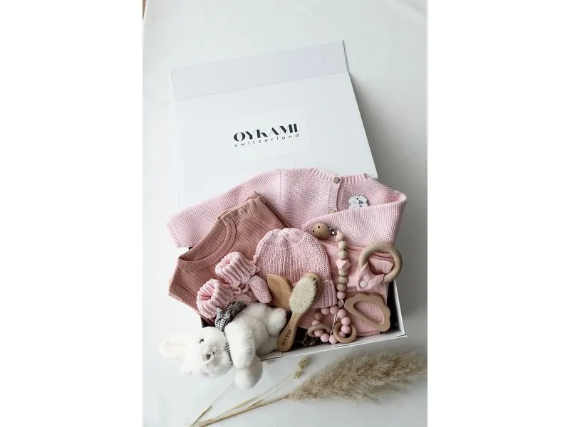 Oykami Baby Geschenkbox Rosa Verona Hase Weiss Oykami Baby Geschenkbox Rosa Verona Hase Weiss