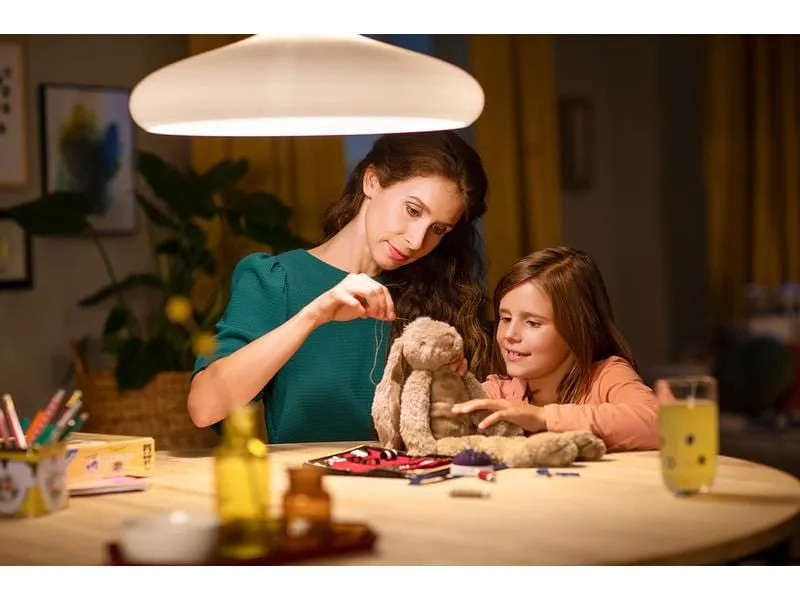 Philips Lampe LEDcla 60W E27 R80 WW ND 36D Warmweiss