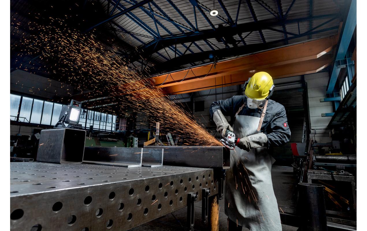 Metabo Akku-Lampe BSA 18 LED 4000 Solo, im Karton