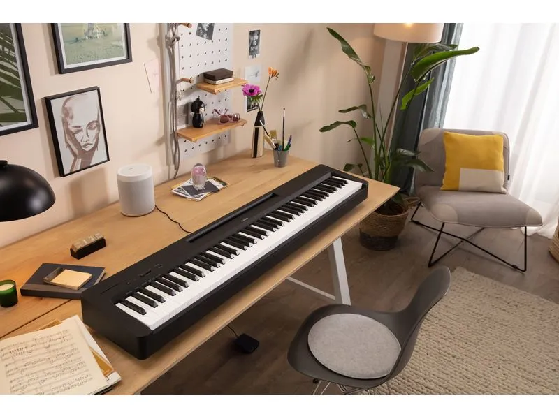 Yamaha E-Piano P-145BT