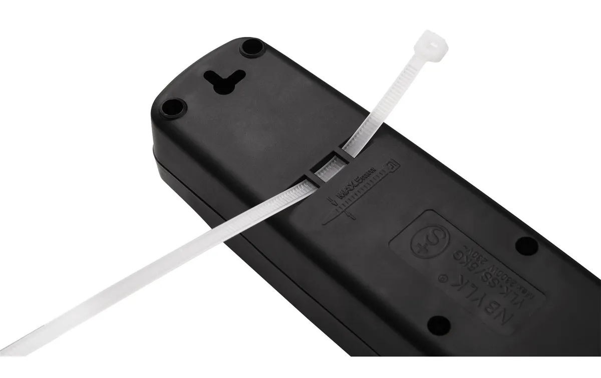 FURBER.power Steckdosenleiste mit Überlastschutz 5x T13