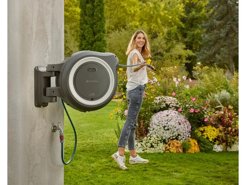 GARDENA Wand-Schlauchbox Akku PowerRoll XXL 18 V P4A Set 40 m GARDENA Wand-Schlauchbox Akku PowerRoll XXL 18 V P4A Set 40 m