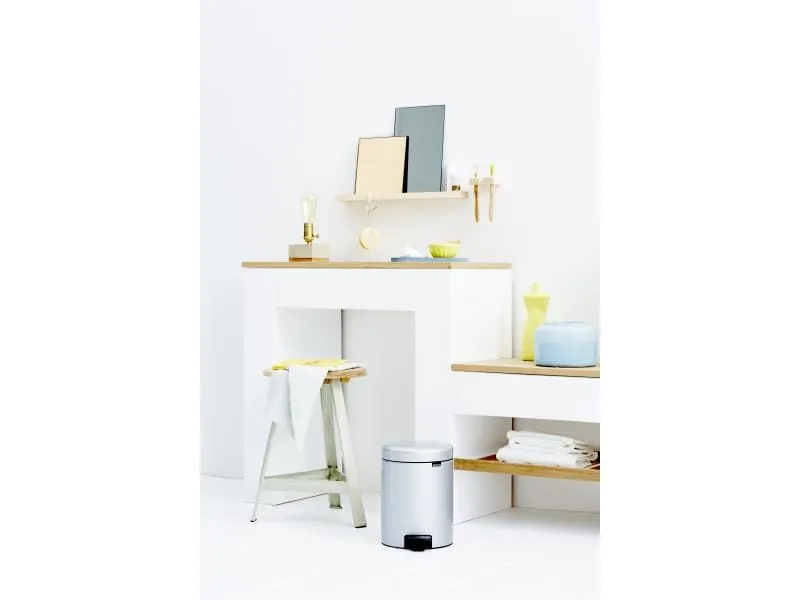Brabantia Kosmetikeimer NewIcon 5 l, Metallic grey Brabantia Kosmetikeimer NewIcon 5 l, Metallic grey