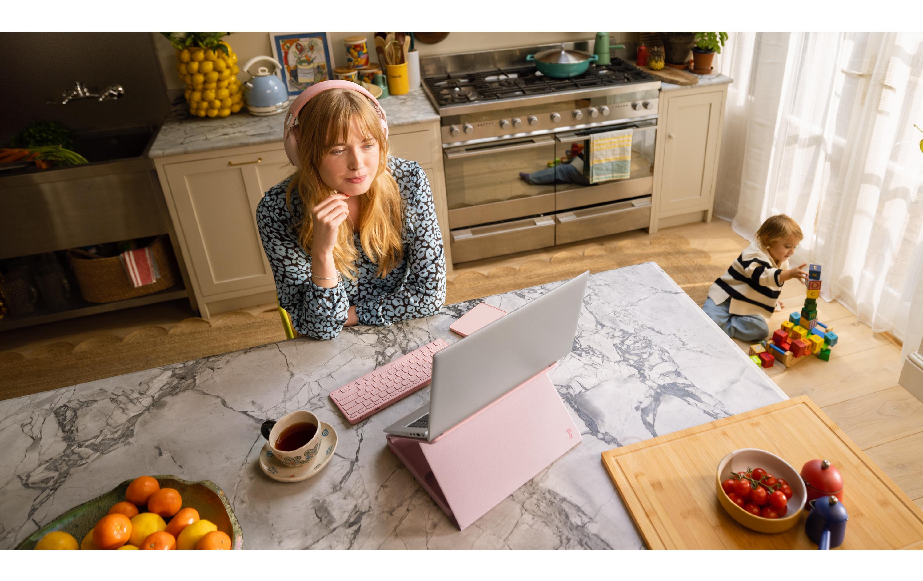 Logitech Tablet Tastatur Cover Casa Pop-Up Desk Logitech Tablet Tastatur Cover Casa Pop-Up Desk