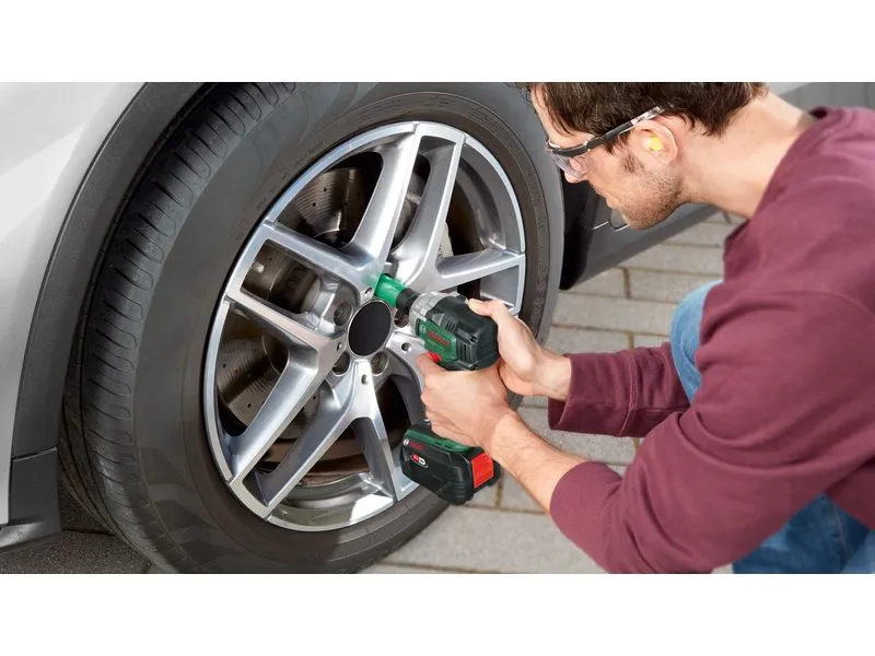 Bosch Akku-Drehschlagschrauber UniversalImpactDrive 18 V 350 Nm