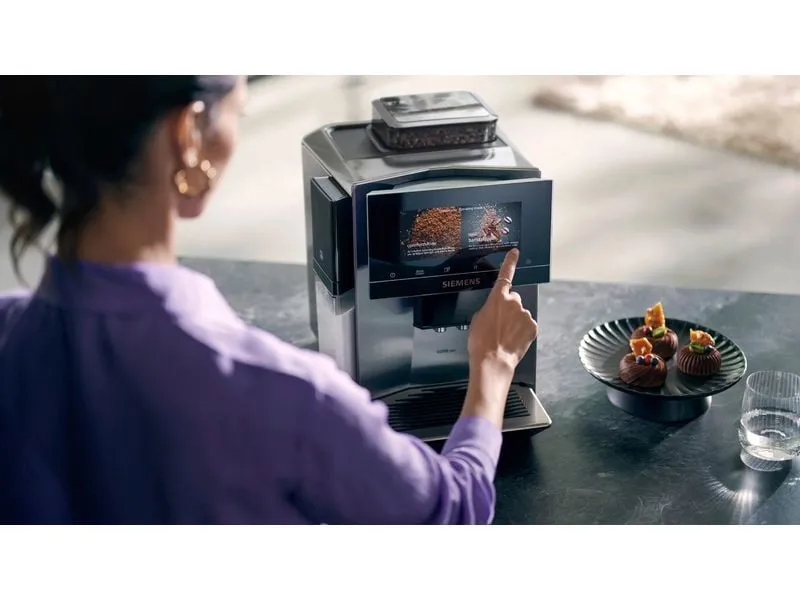 Siemens Kaffeevollautomat EQ900 plus TQ903DZ3 Edelstahl Siemens Kaffeevollautomat EQ900 plus TQ903DZ3 Edelstahl