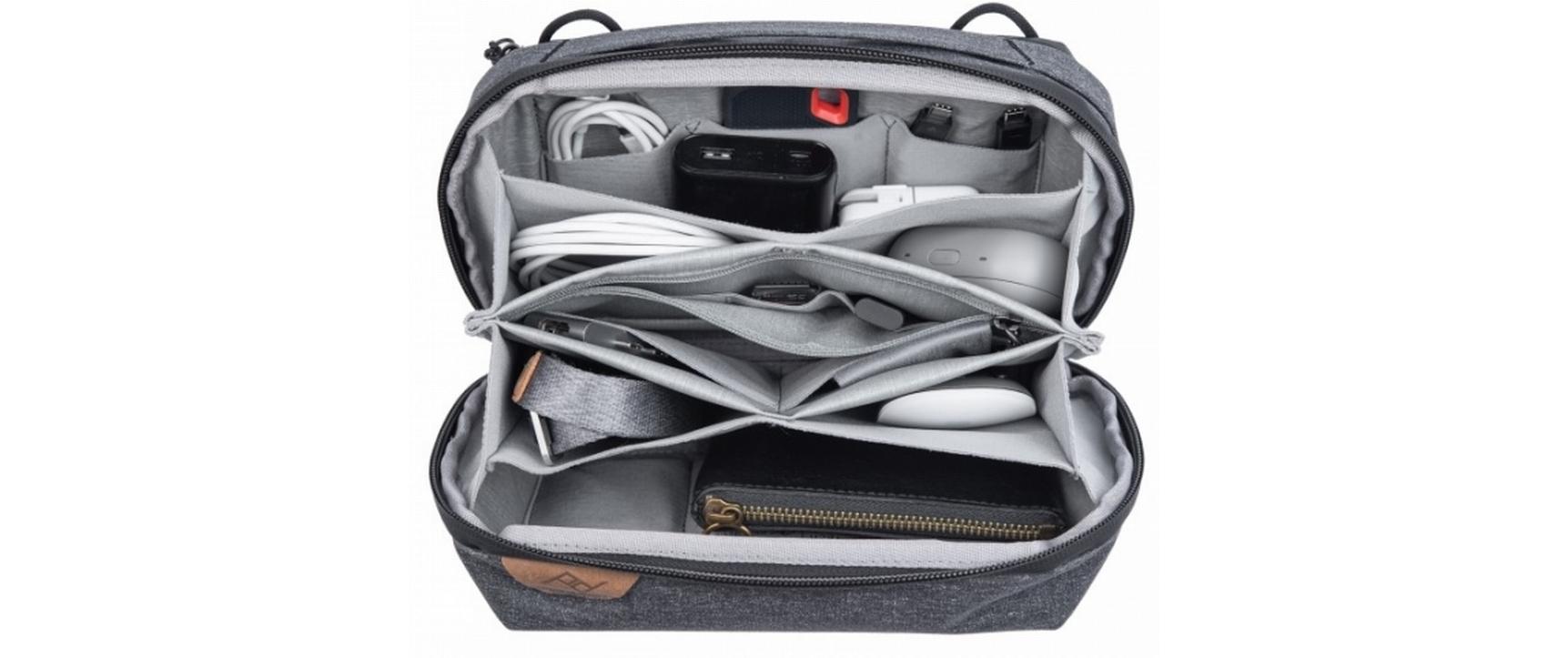 Peak Design Tech Pouch PFAS free Charcoal