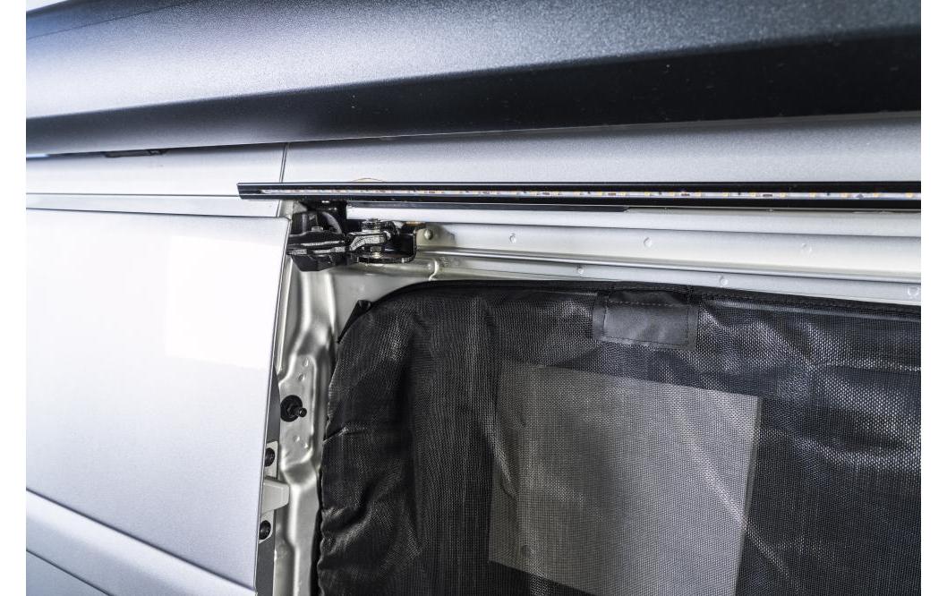 Van Quito Moskitonetz mit Schiebetüren, rechts