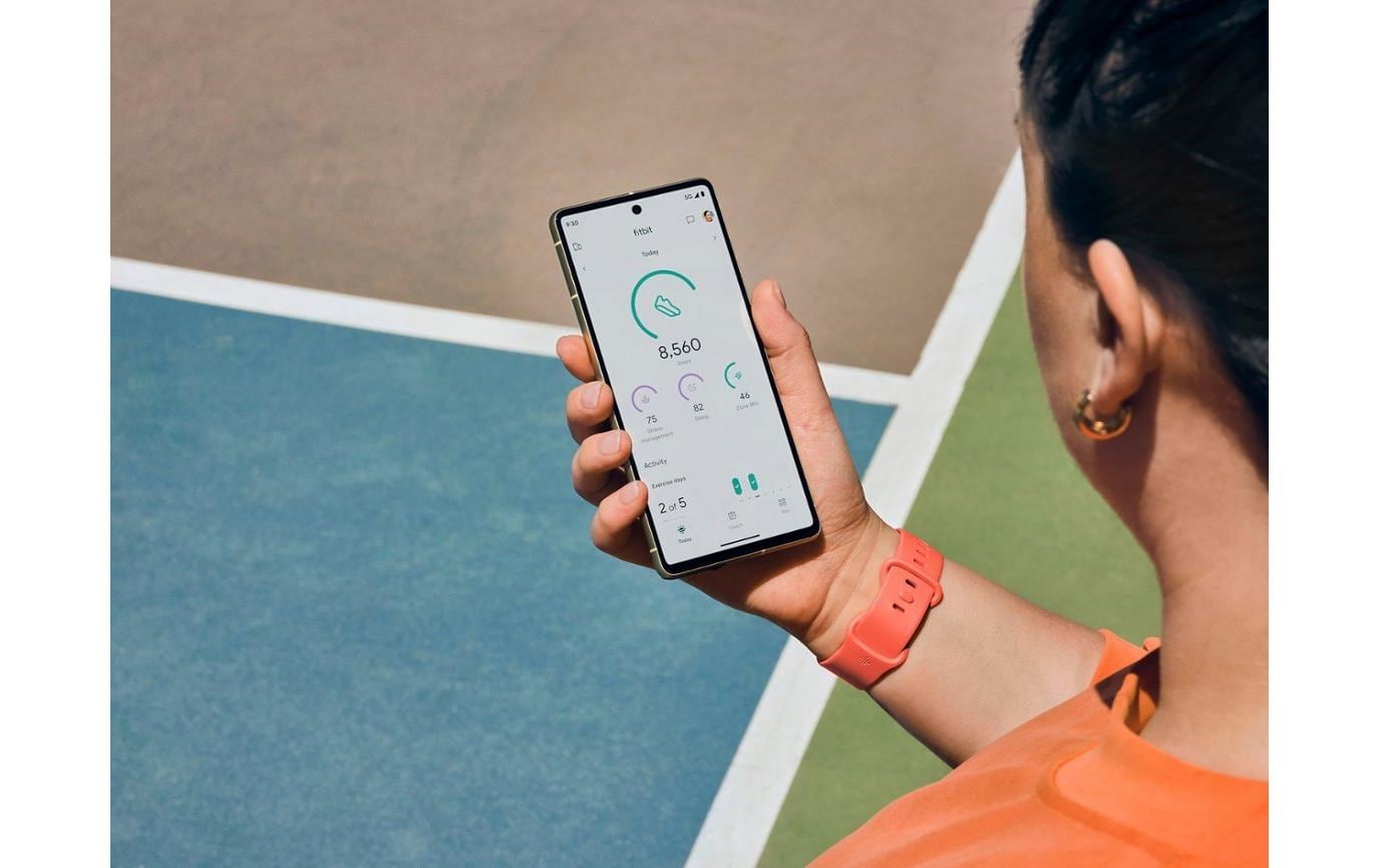 Fitbit Activity Tracker Charge 6