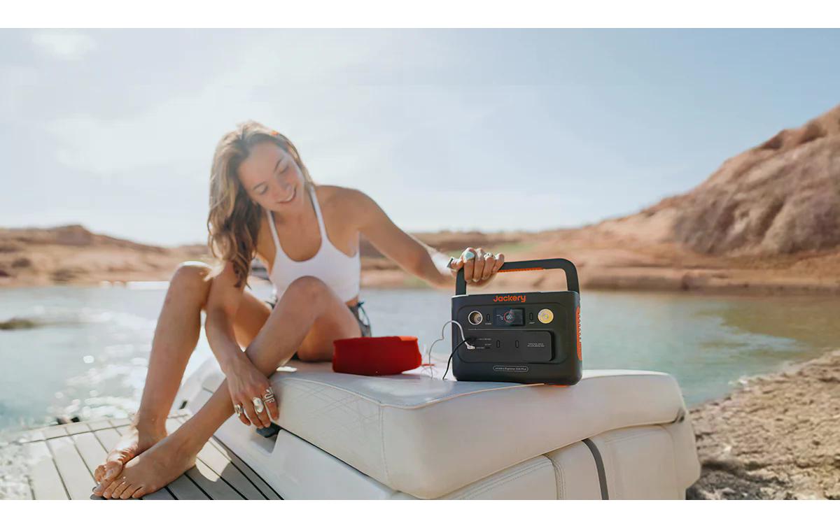 Jackery Power Station Explorer 300 Plus 288 Wh