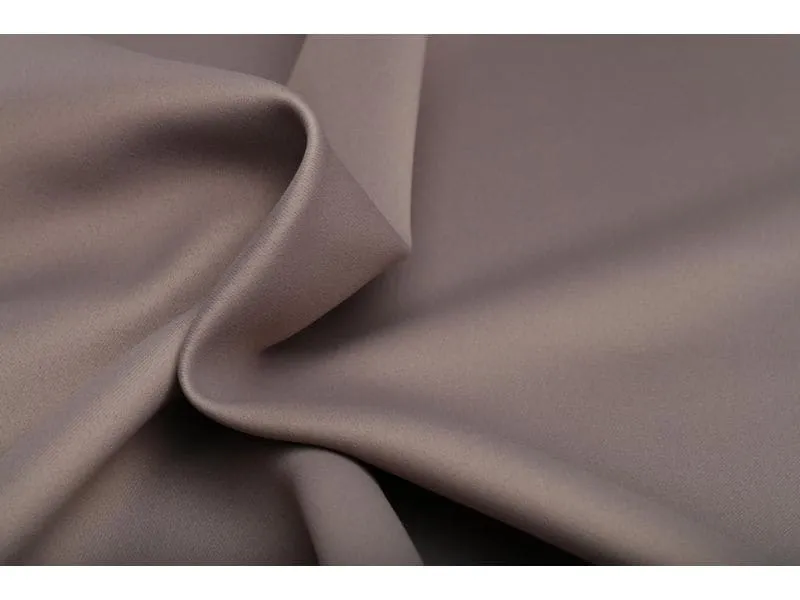 Hubatka Nachtvorhang mit Faltenband Braun 260 cm x 140 cm Hubatka Nachtvorhang mit Faltenband Braun 260 cm x 140 cm